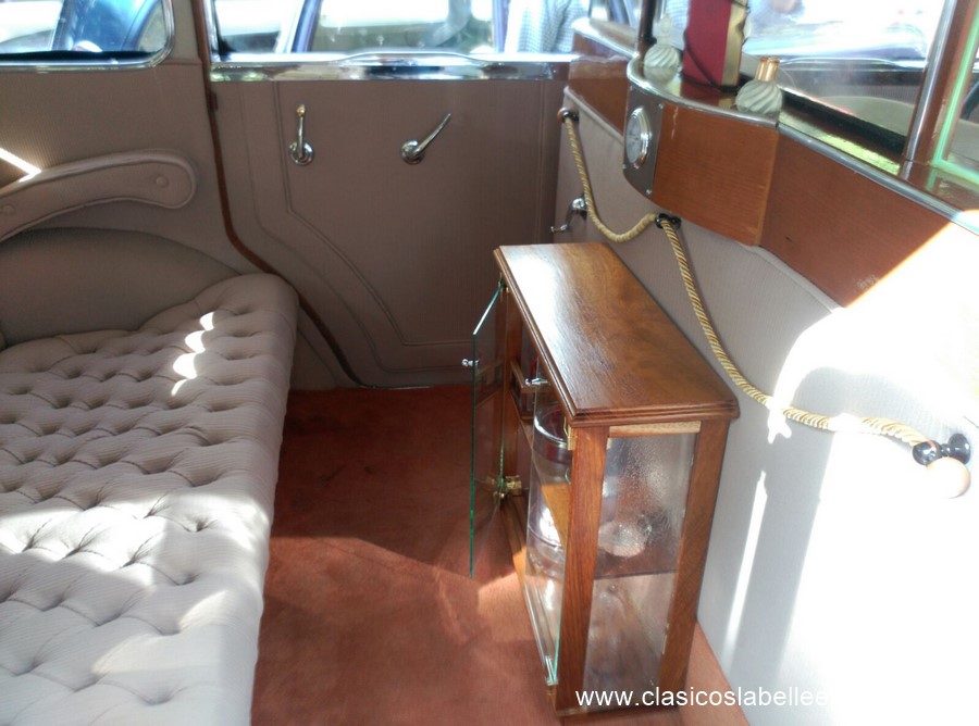 Interior Citroen Rosalia Vehiculo Clasico Bodas (2)
